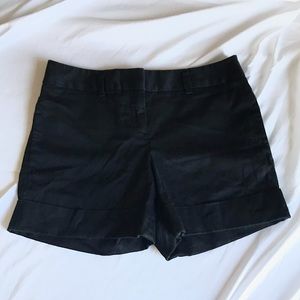 🔥EUC EXPRESS DRESSY FULLY LINED REALLY NICE SOLID BLACK PAIR OF SHORTS!!